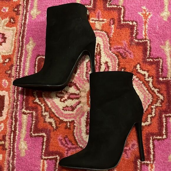 NWOT Black Suede heeled Booties - Picture 7 of 8